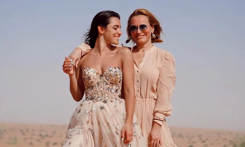 Alexia Eram Andreea Esca jpg