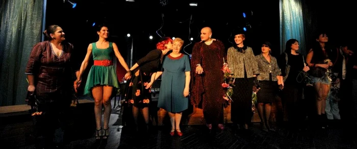 cheek to cheek braila