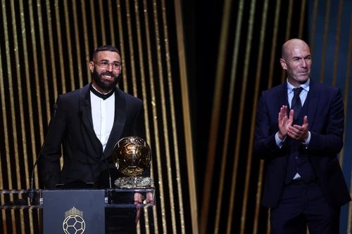 Karim Benzema si Zinedine Zidane Foto epa