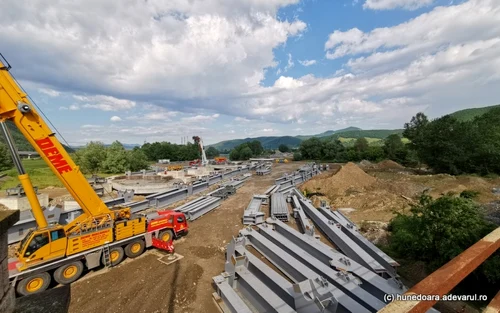 podul feroviar peste mures foto daniel guta adevarul