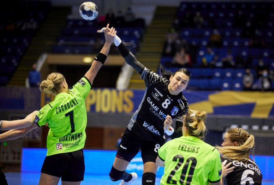 CSM Bucureşti a terminat la egalitate cu DVSC Schaeffler în Liga Campionilor