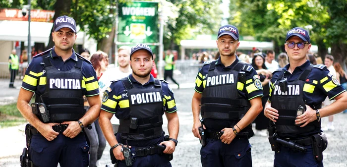 Polițiști în acțiune la Untold. FOTO: IPJ Cluj