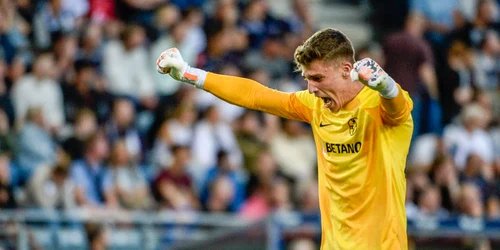  Stefan Tarnovanu FCSB bucurie FOTO EPA-EFE