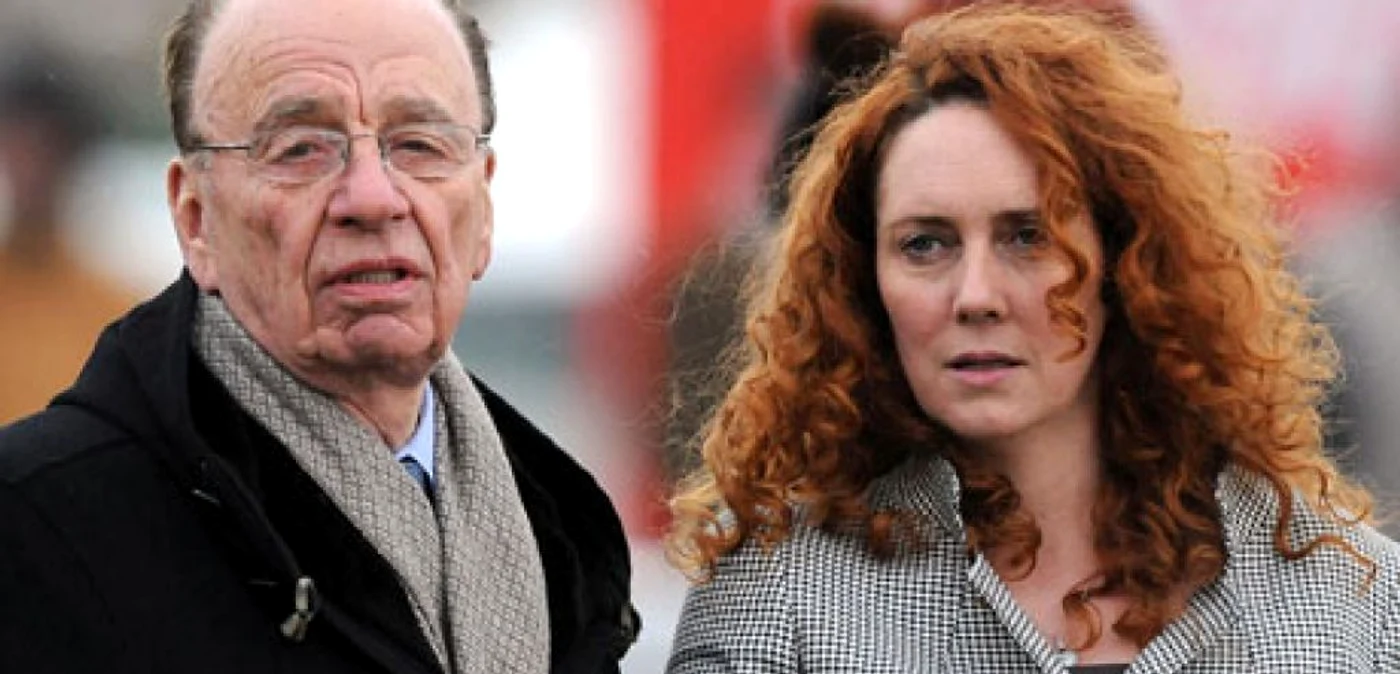 Rebekah Brooks, femeia care a condus doi ani imperiul lui Rupert Murdoch, a fost achitată