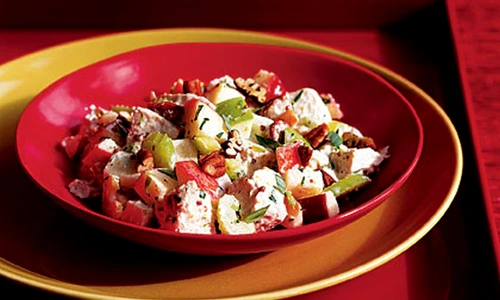 Salata de pui cu trei tipuri de mere jpeg