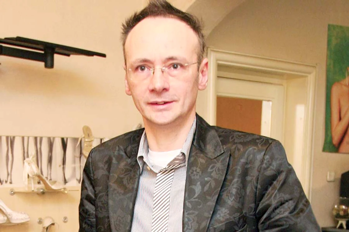
    mihai albu  