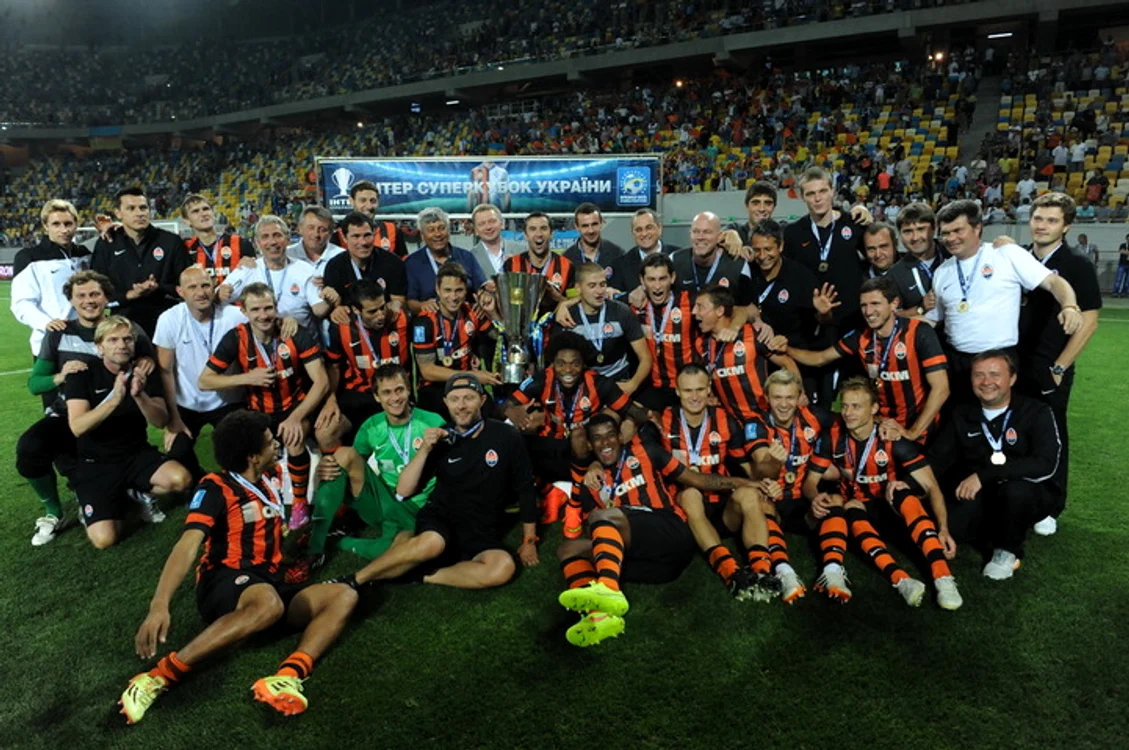 
    Mircea Lucescu sa câştigat Cupa UEFA cu Şahtior în 2009Foto Click!  