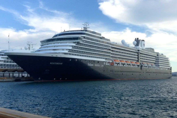 Nava de croazieră Westerdam a acostat într-un port din Cambogia după ce a fost refuzată de cinci ţări