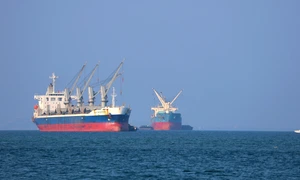 Iranul a anunțat inițial că strâmtoarea Ormuz rămâne deschisă pentru țările nealiniate cu Israelul shutterstock 2760866779 jpg