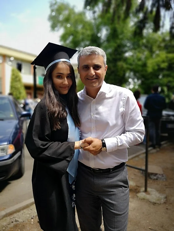 3 robert turcescu fiica sa absolventa ioana turcescu superba sexy bal de absolvire 1 jpg jpeg