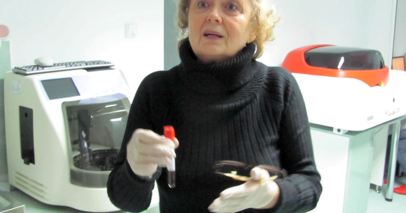 Botoşani: Laboranta Violeta Mincu susţine că femeia nu era bolnavă de Sida când i s-a făcut testul 