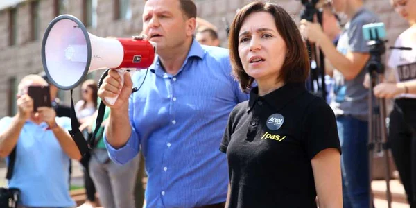 Maia Sandu privesc.eu