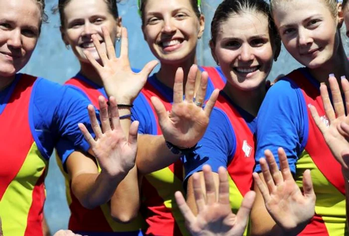 
    Aşa arata palmele canotoarelor de bronzFOTO: Dorin Chioţea  