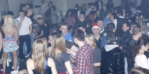 Distracţie de Crăciun în cluburi (foto: Facebook)