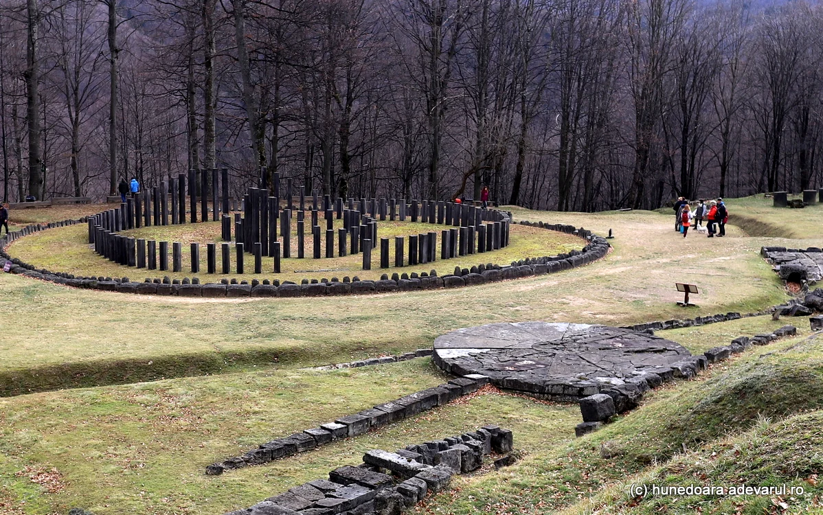 Soarele de andezit din Sarmizegetusa Regia. Foto: Daniel Guță ADEVĂRUL