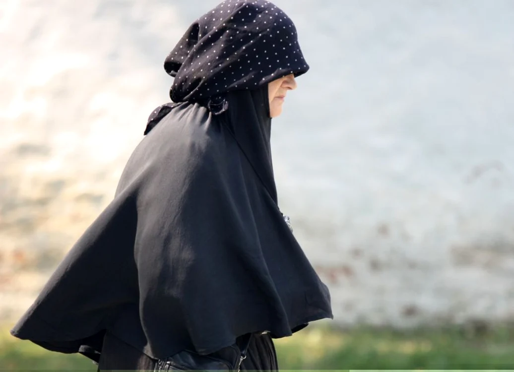 Adepţii înverşunaţi ai legii Sharia militează pentru întoarcerea la originile Islamului, multe dintre ele fiind contradictorii cu tendinţele societăţii contemporane FOTO: Shutterstock