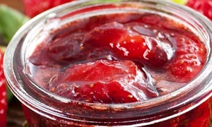 Dulceata de capsuni in stil clasic jpeg