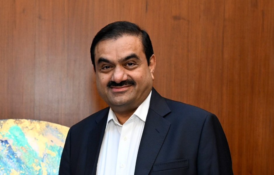 Un mare miliardar indian este acuzat de mită. Suma uriașă la care se ridică frauda grupului infracțional din care face parte