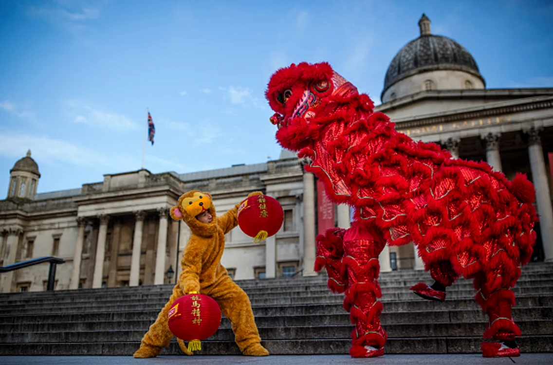 Chinatown din Londra este centrul ceremoniilor europene ce au loc cu ocazia Anului Maimuței de Foc