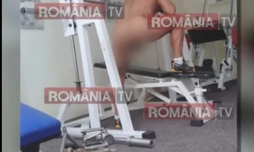 comisar vaslui dezbracat jpeg