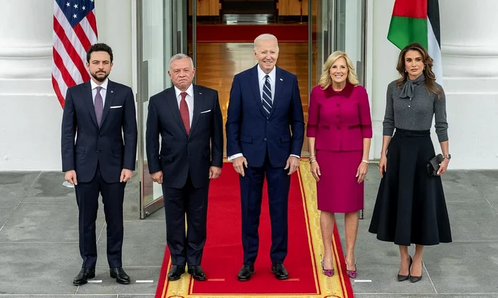 Regina Rania, Regele Abdullah si Printul Hussein al Iordaniei la Casa Alba cu Joe Biden si Jill Biden Casa Alba (1) jpg