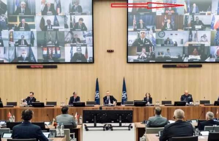 Instantaneu cu ministrul român al apărării, generalul Nicolae Ciucă, la videoconferinţa cu omologii aliaţi, din 15.04.2020. Sursa: NATO