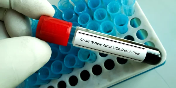 Omicron covid coronavirus FOTO Shutterstock