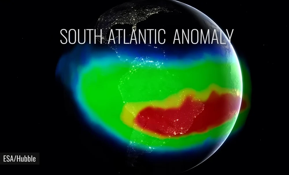 O zonă tot mai slabă a câmpului magnetic al Pământului amenință funcționarea sateliților. Anomalia Atlanticului de Sud s-a extins considerabil