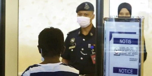 Copilul din container New Straits Times webp