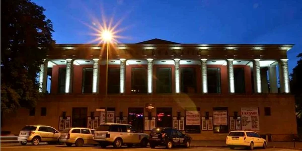 teatrul brasov
