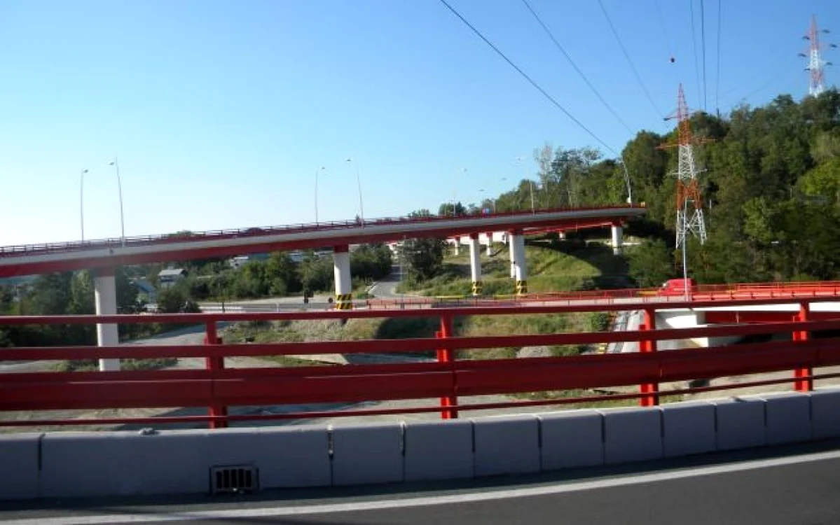 Accidentul s-a produs la ieşirea de pe pasajul peste DN 1, la intrarea în Câmpina. FOTO arhivă Adevărul Ploieşti