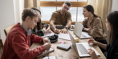 Generatia Z Foto Freepik com jpg