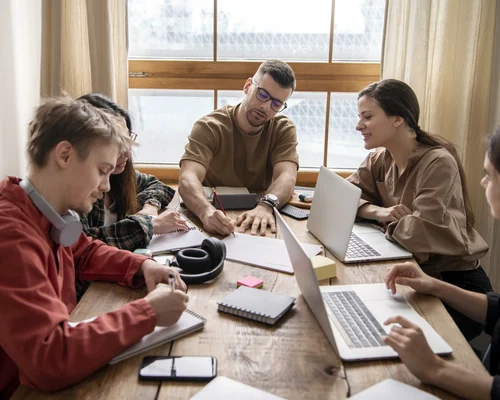 Generatia Z Foto Freepik com jpg