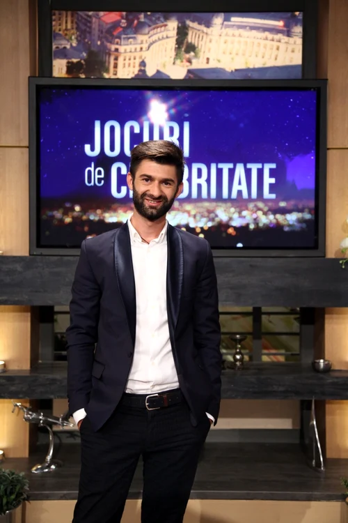 Paul Ipate cochetează de ceva vreme cu muzica, iar astăzi a lansat o piesă compusă de el FOTO