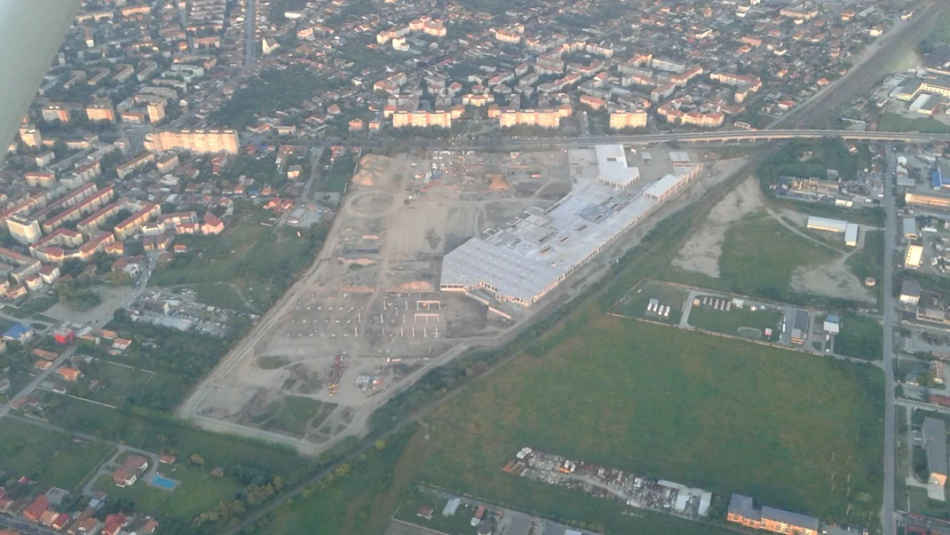 Şantierul mall-ului din Calea Şagului văzut din avion FOTO Ştefan Both