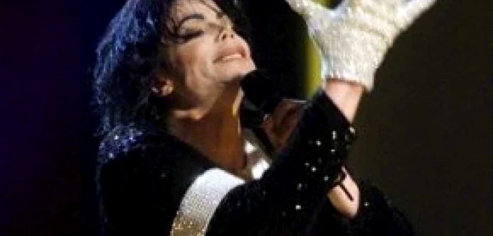 Katherine Jackson şi Debbie Rowe au decis să ţină copiii departe de tatăl lui Michael Jackson