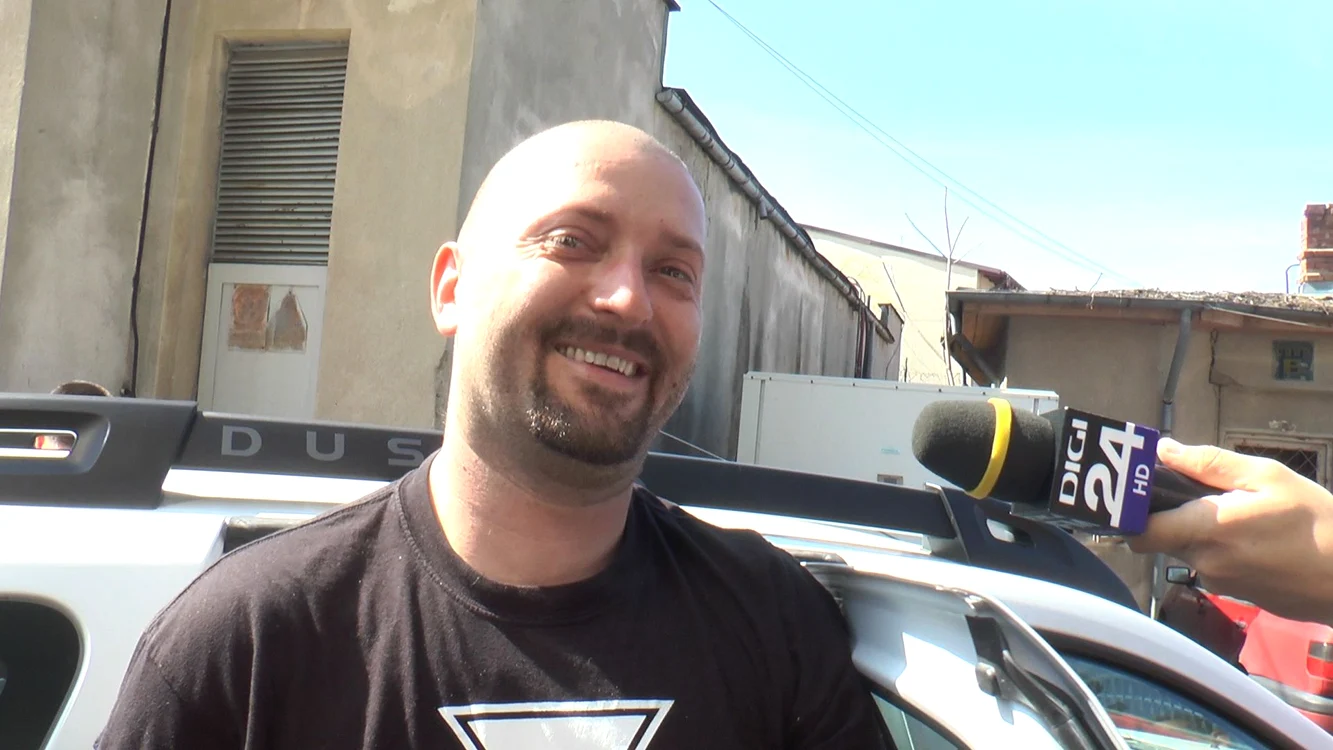 
    Cheloo a avut un zâmbet sfidător când a ajuns la DIICOTfoto: Inquam Photos  