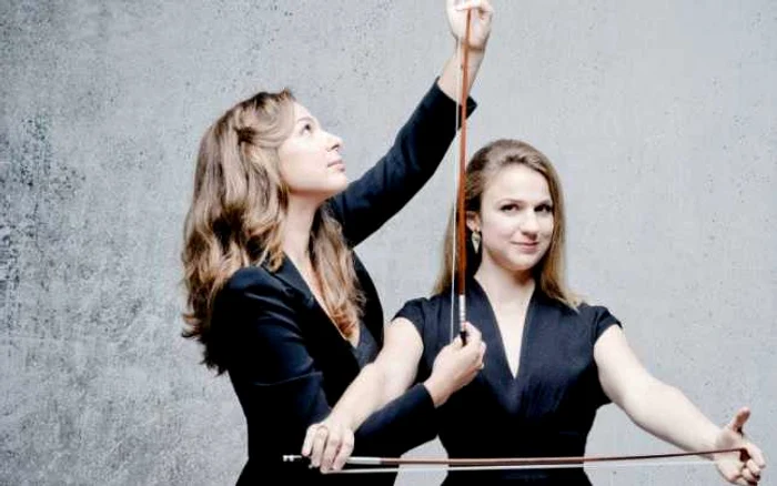 Sarah şi Deborah Nemţanu