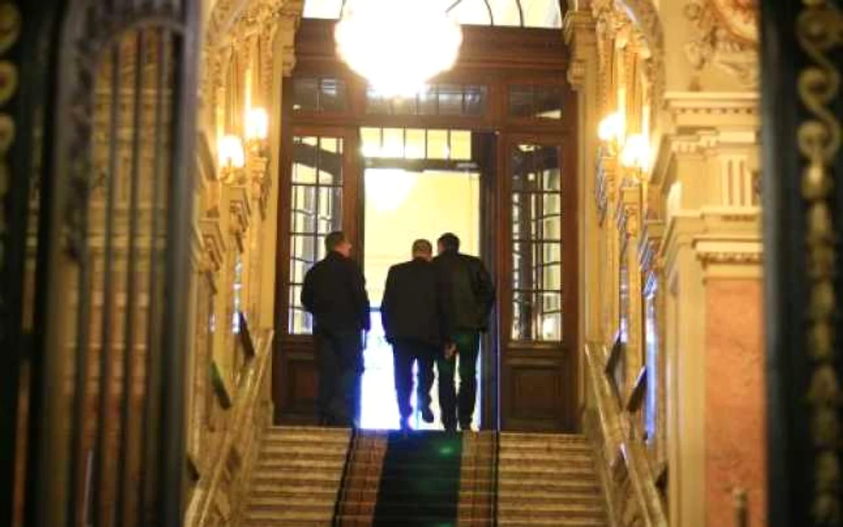 Conducerea PDL nu ia decizii importante pe stomacul gol. Foto: Petrică Tănase
