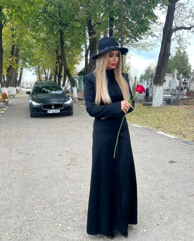 Anamaria Prodan, filmări în cimitir Sursa Instagram 