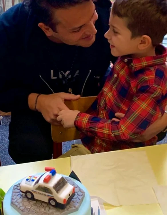 Bogdan Ionescu, alături de băiețelul său