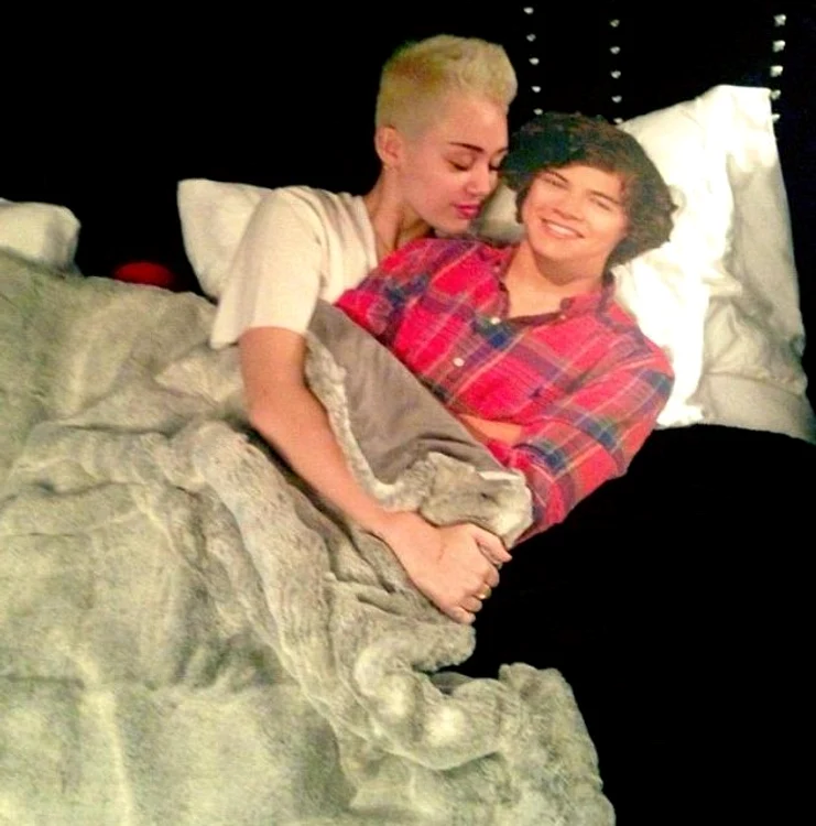 miley cyrus, one direction, harry styles, miley cyrus pat, harry styles pat, noah