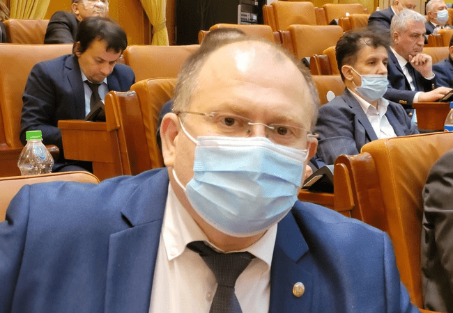 Lazăr, replică pentru Gorghiu: E trist pentru PNL că liderii liberali au ajuns să vorbească de USR din interiorul USL2