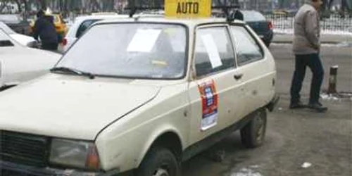 Şoferii nu se îngrămădesc să încheie asigurare auto