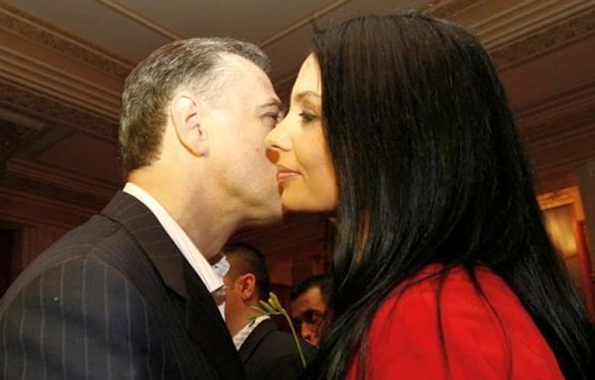 
    Laura Bota, supranumită «Elena Udrea de Satu Mare». (Foto: Cosmin Dănuţ / Facebook)  