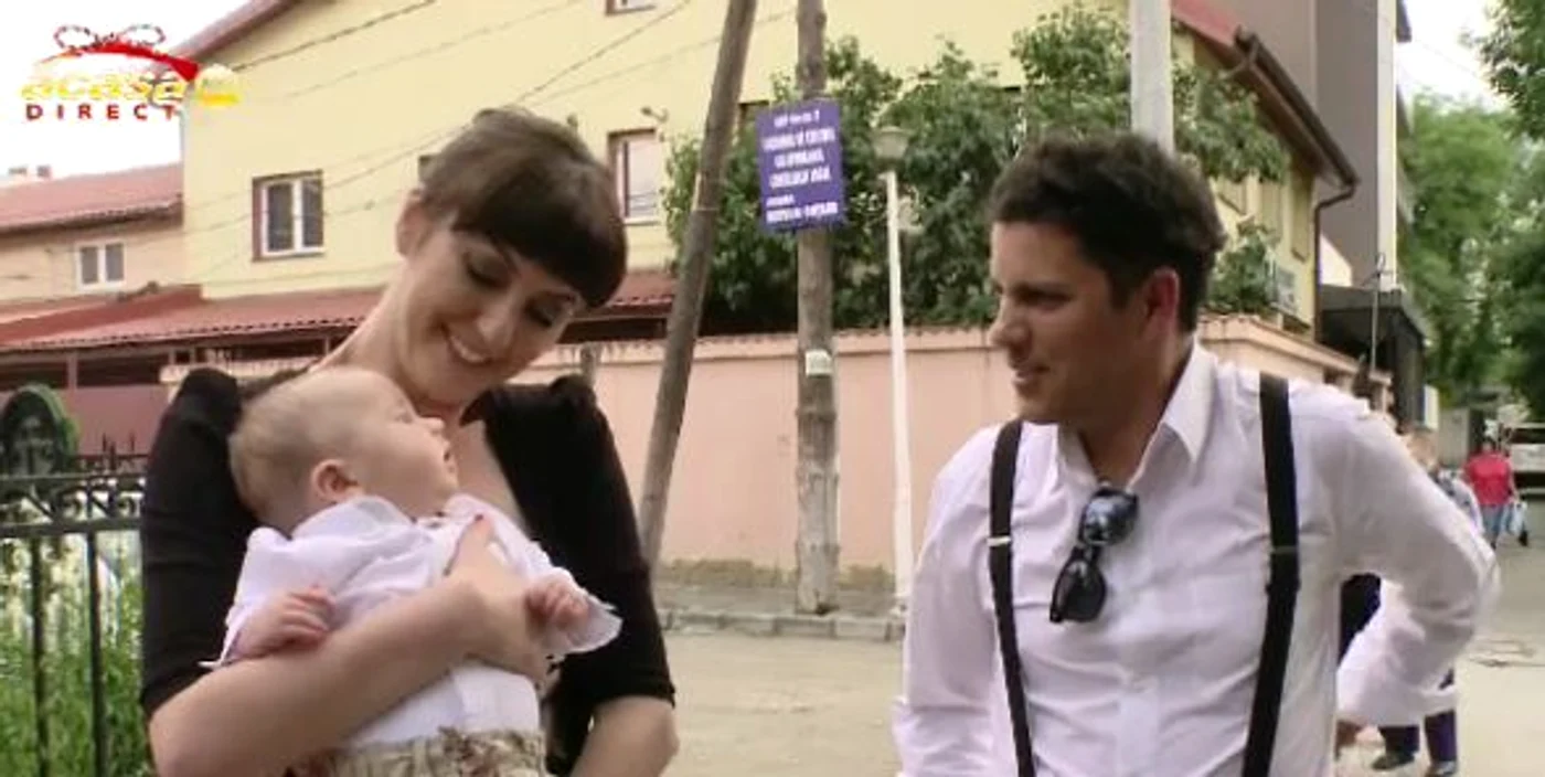 Lucian Viziru şi familia sa (fotocaptură: Acasă TV)