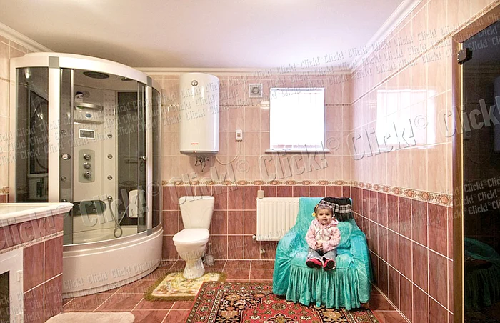 “Fotoliul din WC e ca să îţi vină  pofta să-ţi faci treburili”