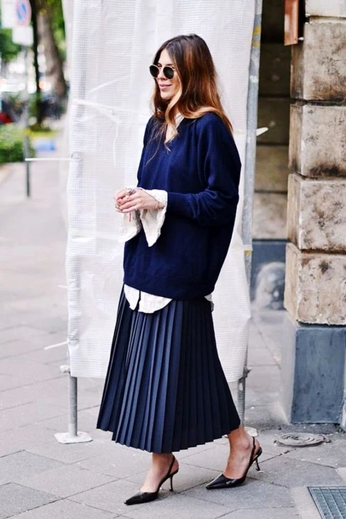 large Fustany Fashion Style Ideas Street Style Looks Outfits Pleated Skirts 22 jpg jpeg
