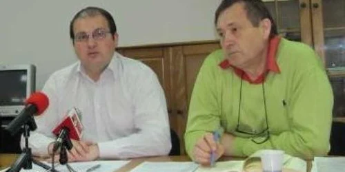 Fostul preşedinte, alături de înlocuitorul său