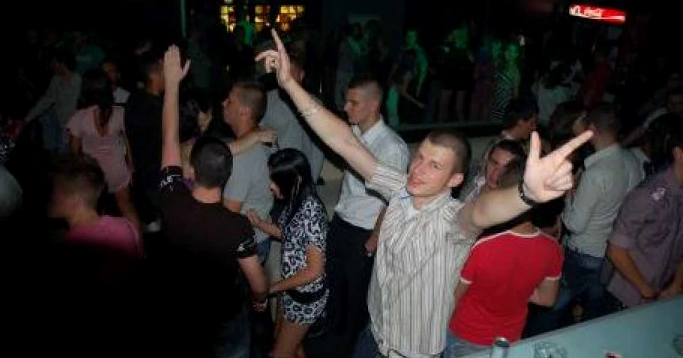 Petrecerile se pot prelungi doar cu acordul vecinilor